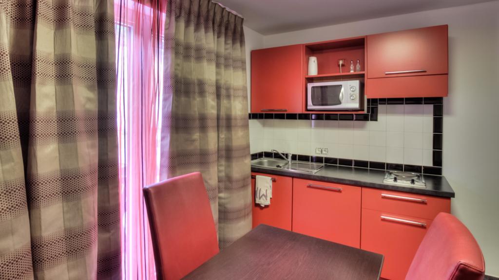 Apparthotel Belle Vue ลา ลูเวียร์เร ภายนอก รูปภาพ