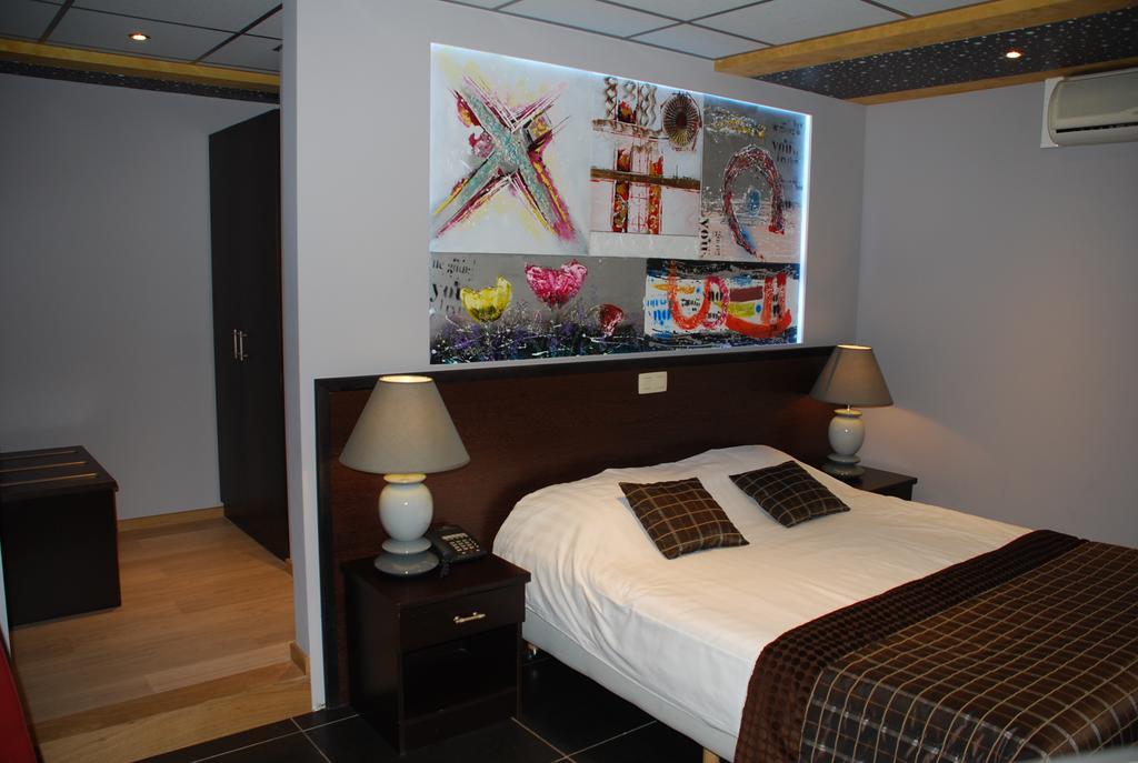 Apparthotel Belle Vue ลา ลูเวียร์เร ภายนอก รูปภาพ