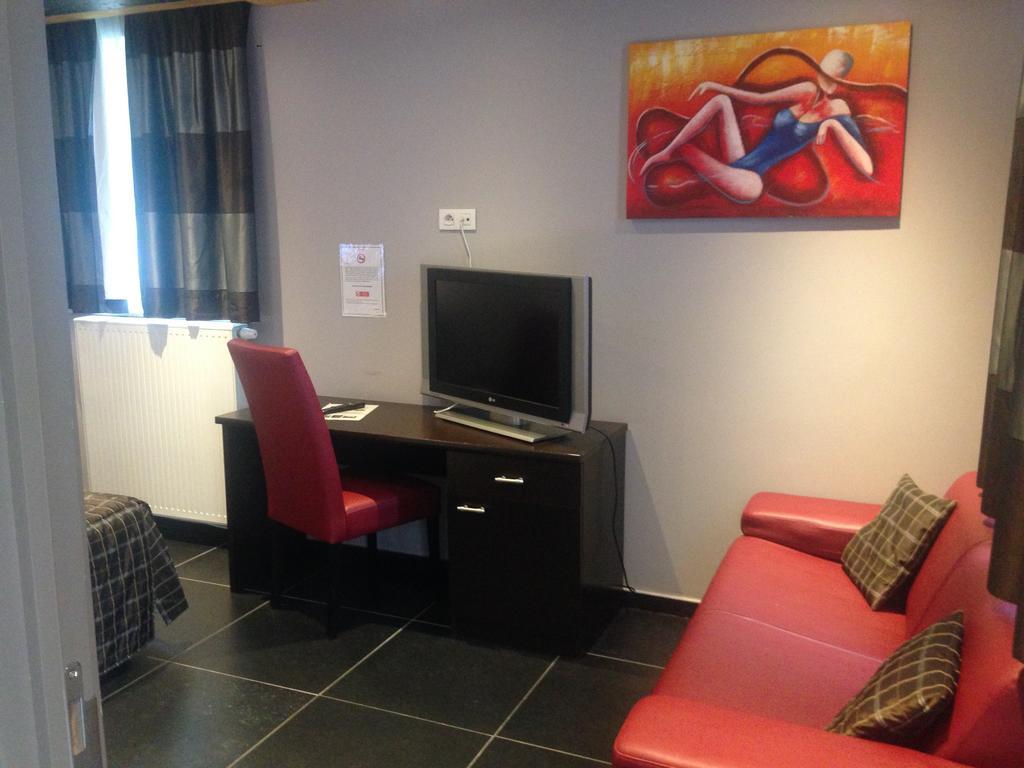 Apparthotel Belle Vue ลา ลูเวียร์เร ภายนอก รูปภาพ